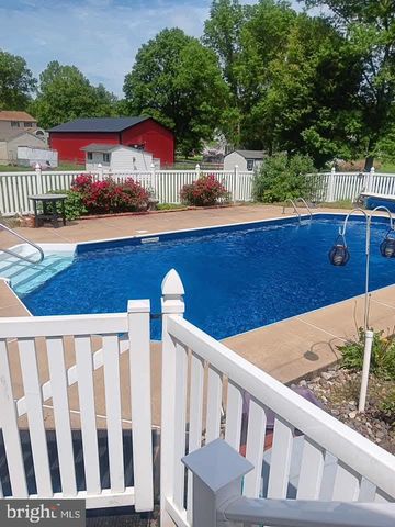 56 HIGHLAND AVE, Elkton, MD 21921