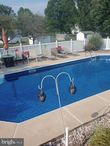 56 HIGHLAND AVE, Elkton, MD 21921