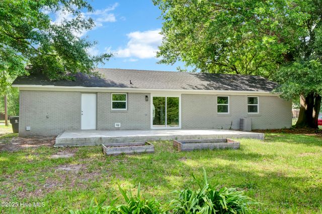 410 Millhouse Road, Castle Hayne, NC 28429