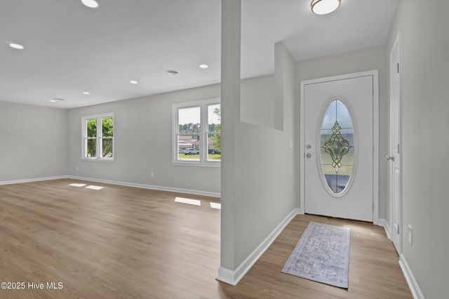 410 Millhouse Road, Castle Hayne, NC 28429