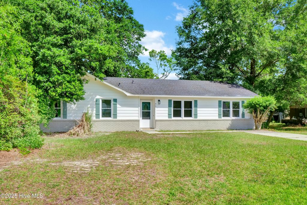 410 Millhouse Road, Castle Hayne, NC 28429