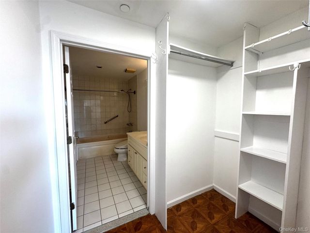 190 Schofield Street 1C, Bronx, NY 10464