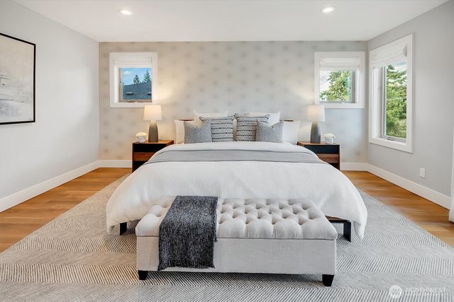 3629 35th Avenue W, Seattle, WA 98199