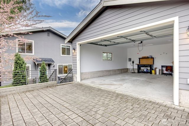 3629 35th Avenue W, Seattle, WA 98199