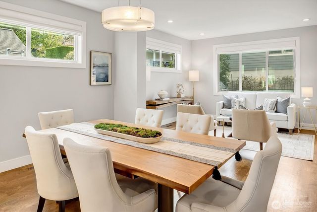 3629 35th Avenue W, Seattle, WA 98199