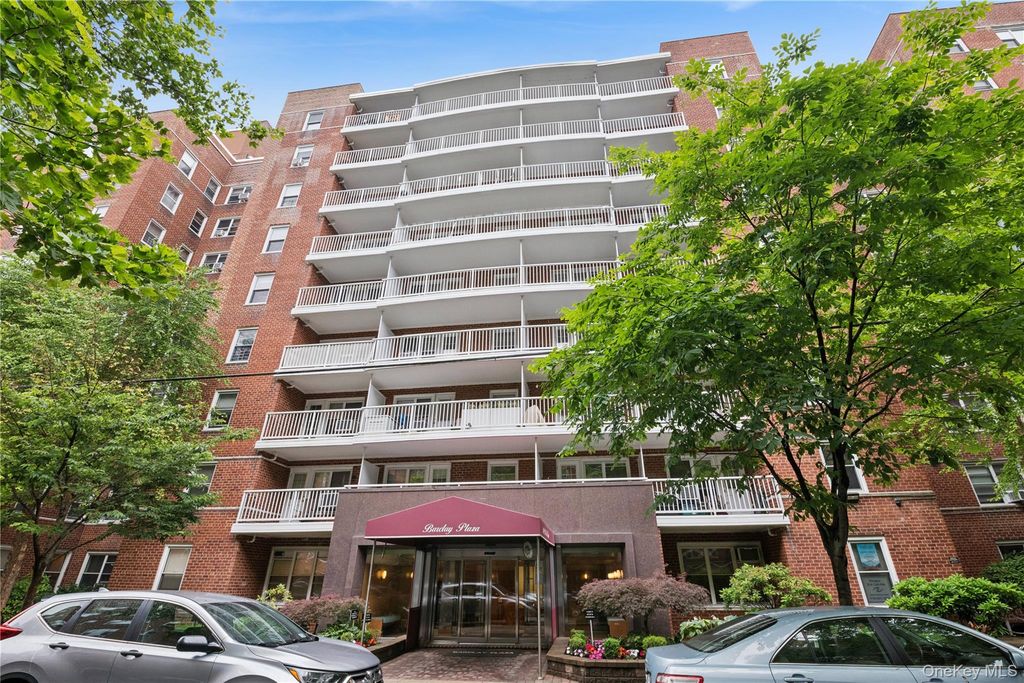 110-20 71st Road 707, Forest Hills, NY 11375