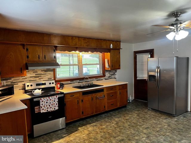 10329 OLD ANNAPOLIS RD, Walkersville, MD 21793
