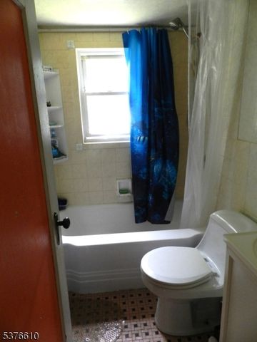 65 Union Pl, Irvington Twp., NJ 07111