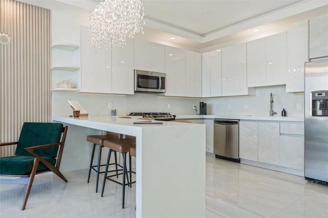 150 E ROBINSON STREET 601, Orlando, FL 32801