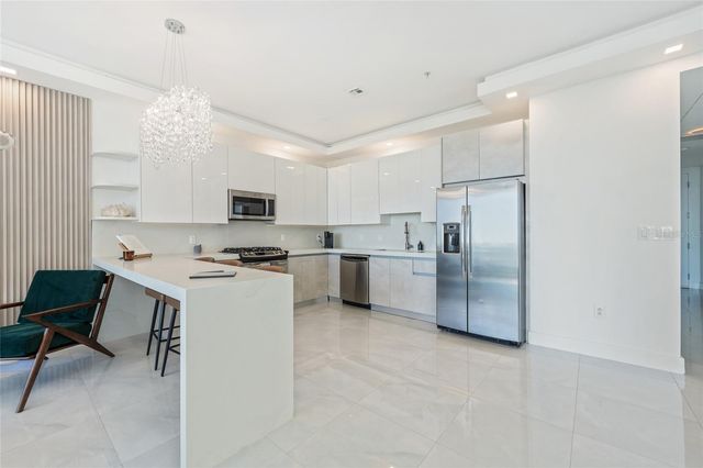 150 E ROBINSON STREET 601, Orlando, FL 32801