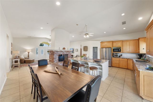 2713 E Mission, Fallbrook, CA 92028