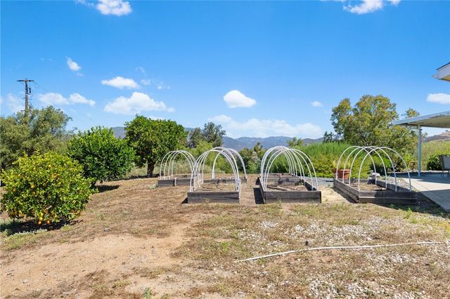 2713 E Mission, Fallbrook, CA 92028