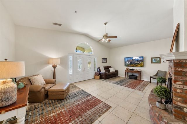 2713 E Mission, Fallbrook, CA 92028
