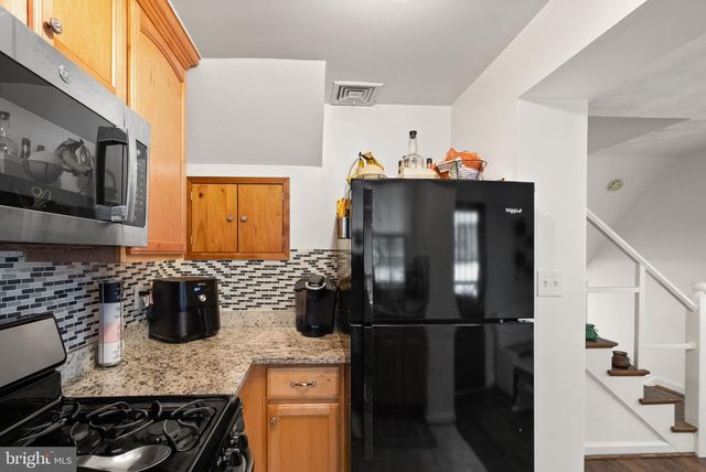 3707 KEMPER RD, Arlington, VA 22206