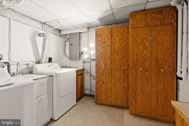 3707 KEMPER RD, Arlington, VA 22206