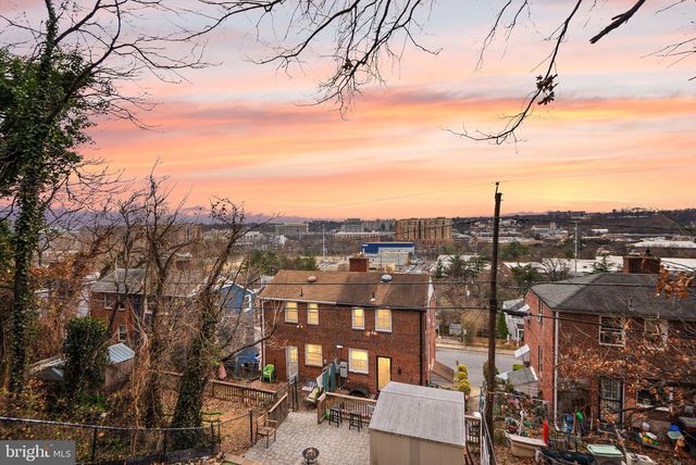 3707 KEMPER RD, Arlington, VA 22206