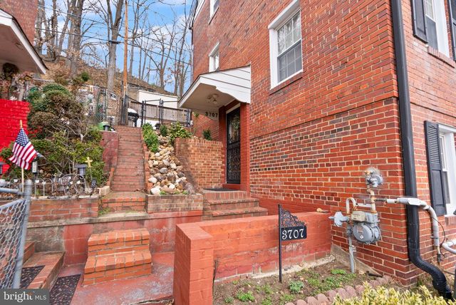 3707 KEMPER RD, Arlington, VA 22206