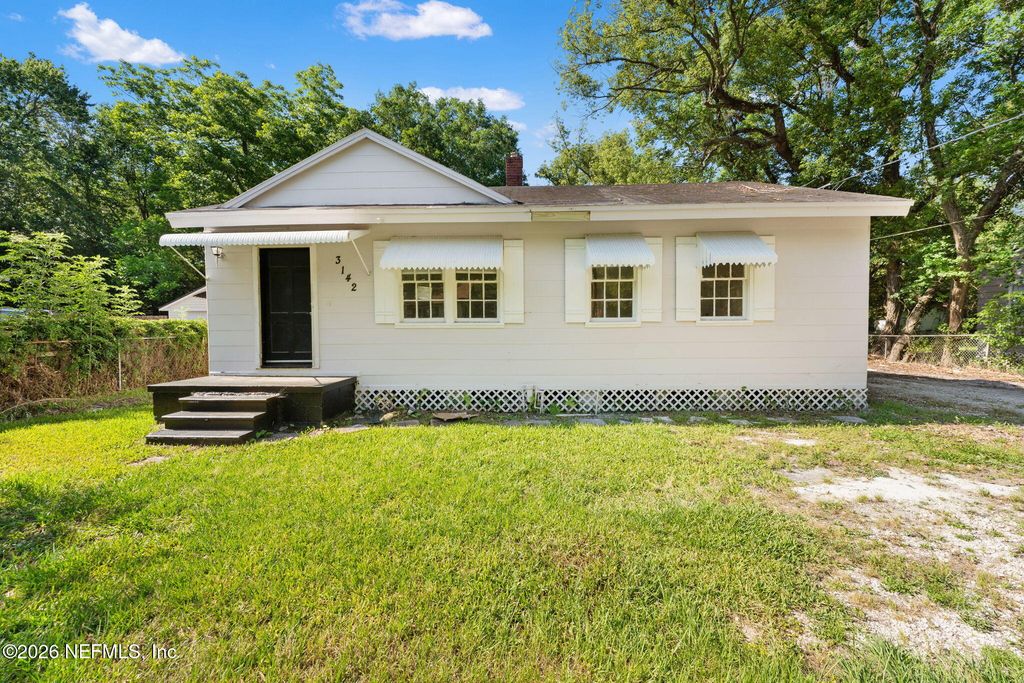 3142 3RD ST Circle S, Jacksonville, FL 32254