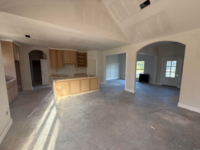 10 Crescent Cove, Ward, AR 72176