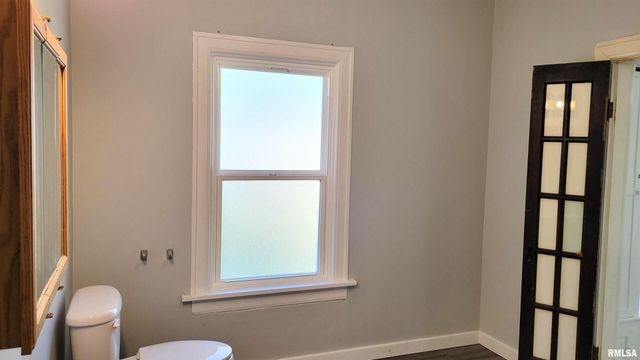 111 S Wilmington Avenue, Orient, IL 62874