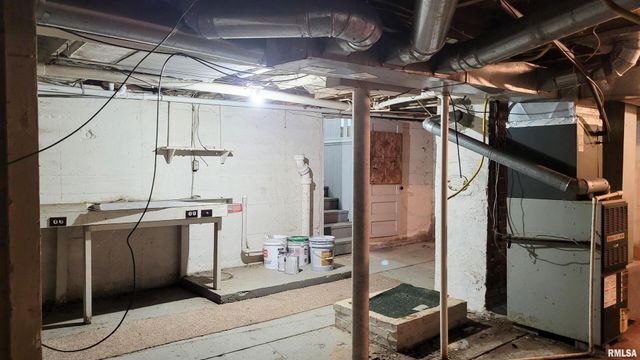 111 S Wilmington Avenue, Orient, IL 62874