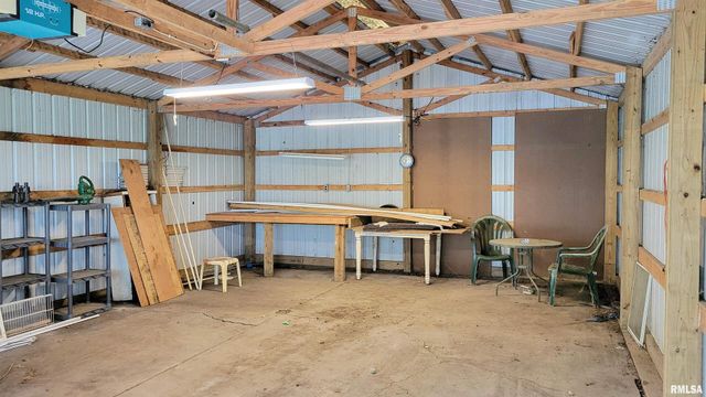 111 S Wilmington Avenue, Orient, IL 62874