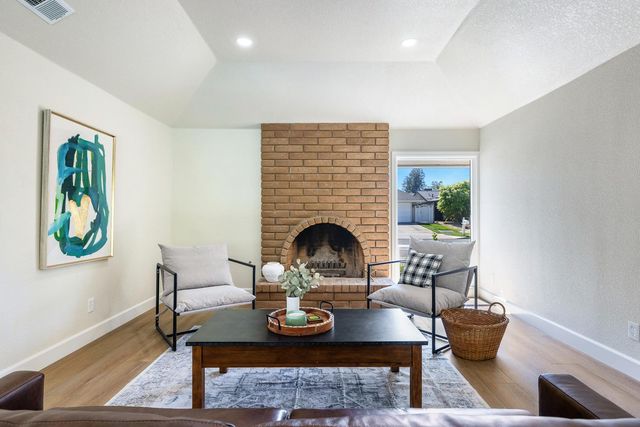 6459 N Tamera Avenue, Fresno, CA 93711