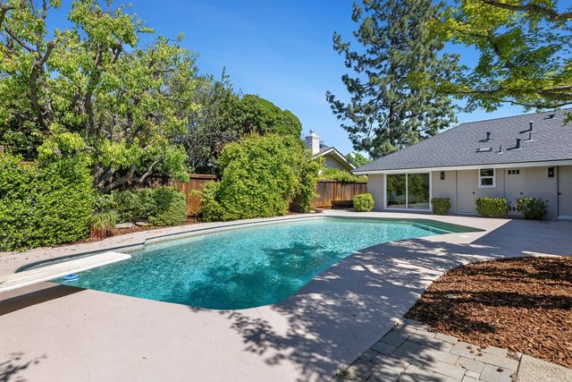 6459 N Tamera Avenue, Fresno, CA 93711