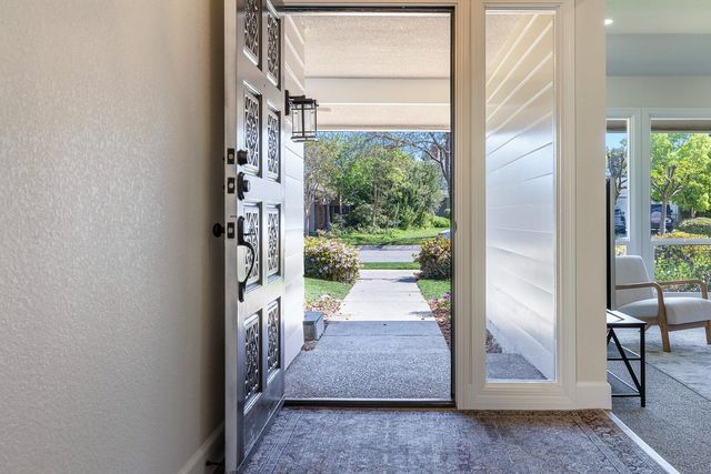 6459 N Tamera Avenue, Fresno, CA 93711