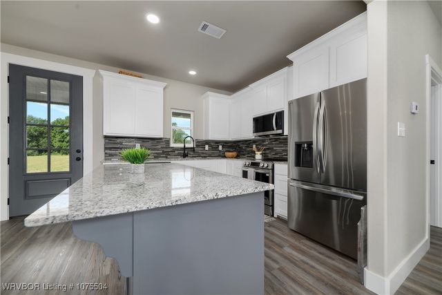 103742 S 4650 Road, Sallisaw, OK 74955