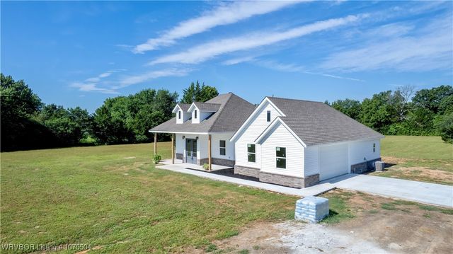 103742 S 4650 Road, Sallisaw, OK 74955