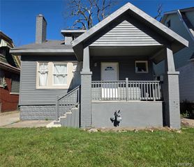 2530 Fullerton Street, Detroit, MI 48238