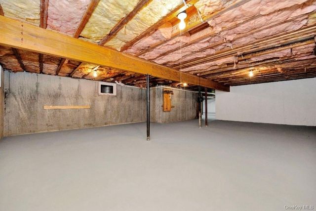 59 Nelson Road, Selden, NY 11784