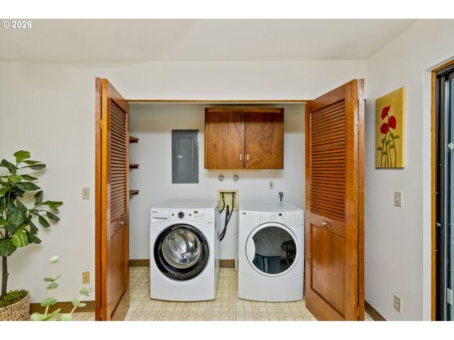 4495 Se ALDERCREST Rd, Milwaukie, OR 97222