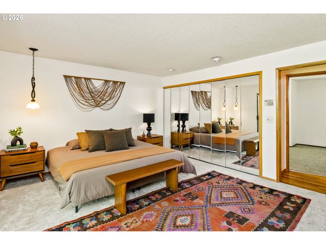 4495 Se ALDERCREST Rd, Milwaukie, OR 97222