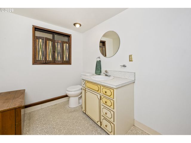 4495 Se ALDERCREST Rd, Milwaukie, OR 97222