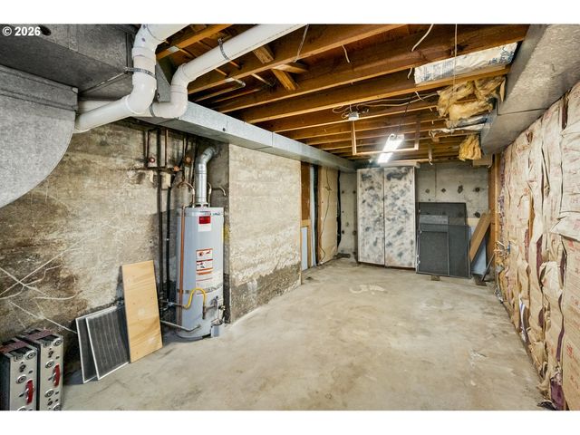 4495 Se ALDERCREST Rd, Milwaukie, OR 97222