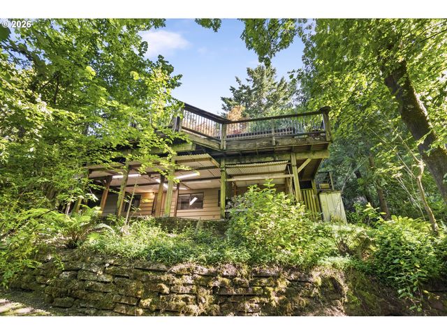 4495 Se ALDERCREST Rd, Milwaukie, OR 97222