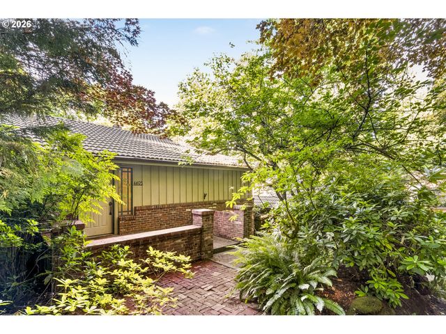 4495 Se ALDERCREST Rd, Milwaukie, OR 97222