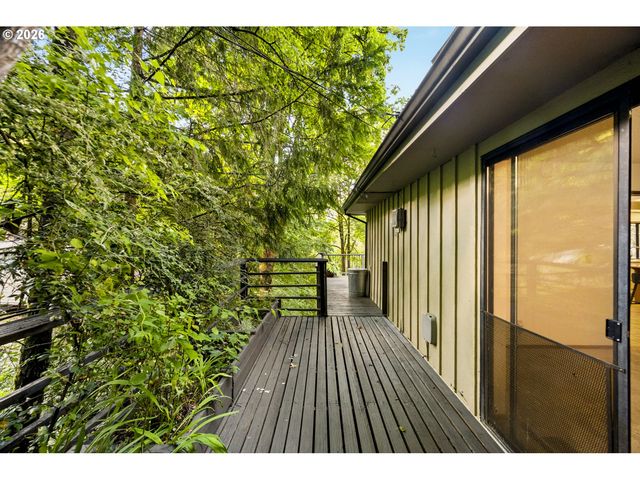 4495 Se ALDERCREST Rd, Milwaukie, OR 97222