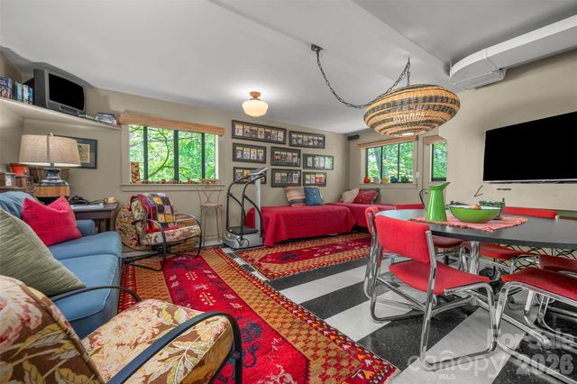 484 Sourwood Ridge Road, Tryon, NC 28782
