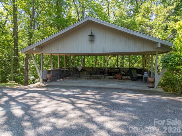 484 Sourwood Ridge Road, Tryon, NC 28782
