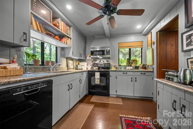 484 Sourwood Ridge Road, Tryon, NC 28782