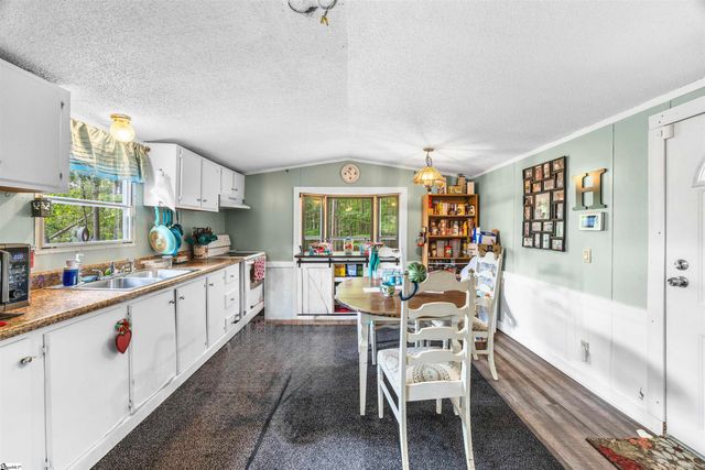 725 Shelor Ferry Road, Fair Play, SC 29643