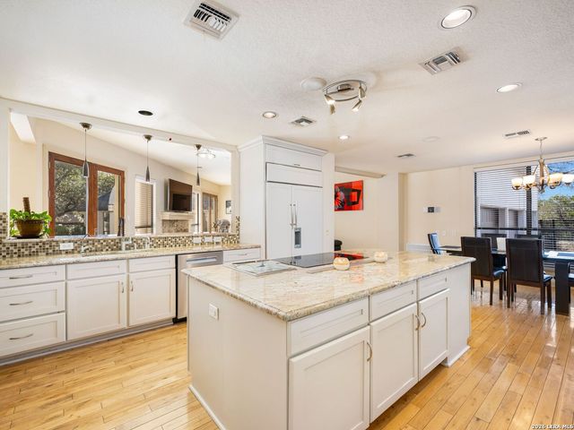 3 Birnam Oaks, San Antonio, TX 78248