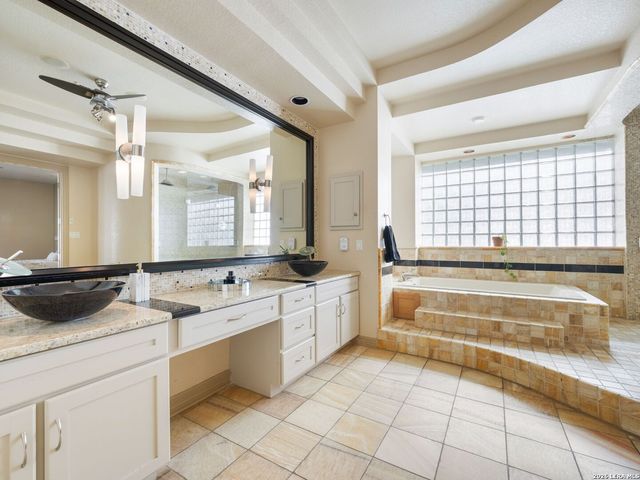 3 Birnam Oaks, San Antonio, TX 78248