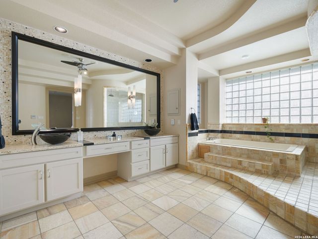 3 Birnam Oaks, San Antonio, TX 78248