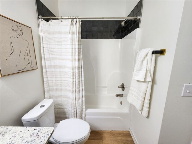 1115 N Leverett Avenue 104, Fayetteville, AR 72703