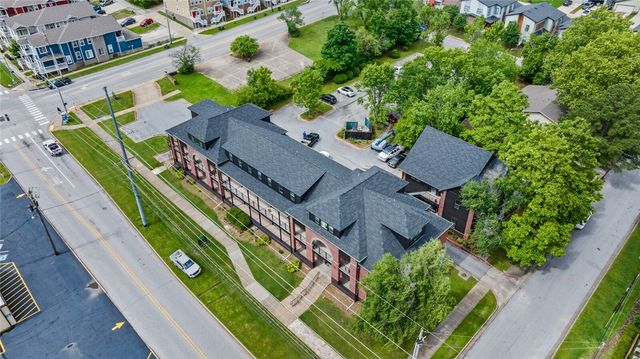 1115 N Leverett Avenue 104, Fayetteville, AR 72703