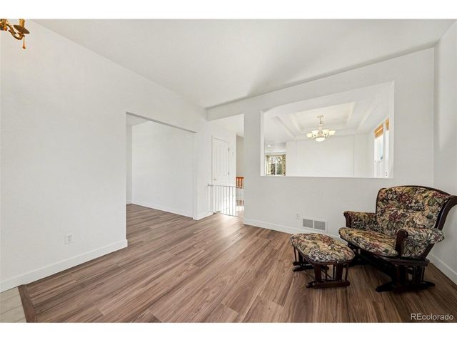 1874 Ute Creek Dr, Longmont, CO 80504